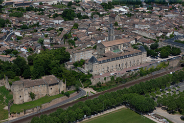 Guyard Lafue : travaux de menuiserie et de toiture près de La Réole